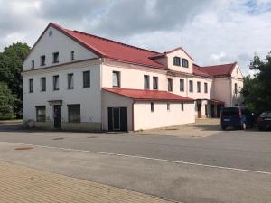 Rooms near the station