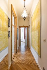 Stylish apartment #2 in Krakow Old Town