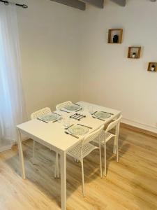 Maisons de vacances Maison calme - proche Tricastin : photos des chambres