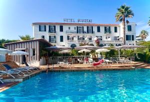 Hotels Hotel des Mimosas : photos des chambres