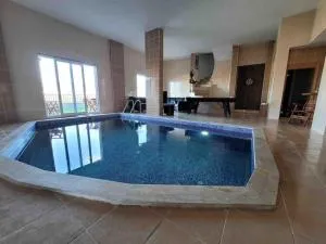 Indoor Swimming Pool Vacation Villa - Toslak