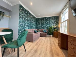 Two Bedroom Flat in London