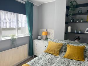 Two Bedroom Flat in London