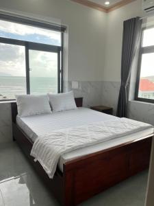 Khách Sạn Toàn Phát Dốc Lếch