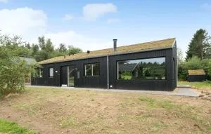 Amazing Home In Silkeborg With Kitchen - Sinding