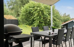 Amazing Home In Silkeborg With Kitchen