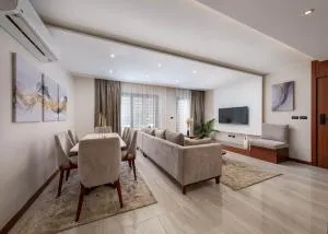 Luxurious Ground-Floor Oasis - Badr