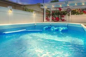 Tampa Long Stay- POOL-Wifi-Moffitt-Relocation-Raymond J Stadium-CENTRAL LOCATION-Riverwalk-ALL NEW-St Joe Hospital - Lutz