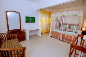 Rainforest River Edge