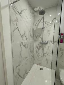 Appartements Bel forest , Climatise, terrasse : photos des chambres