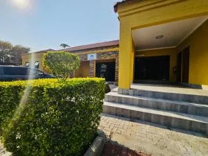 Maun Executive Inn - Mababe