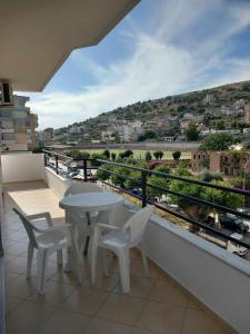 CALDERA VISTA APARTAMENTS