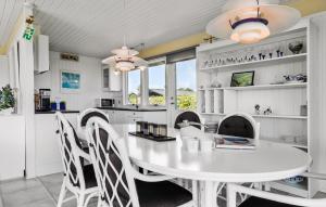 3 Bedroom Gorgeous Home In Juelsminde