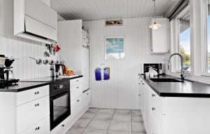 3 Bedroom Gorgeous Home In Juelsminde