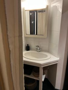 Appartements Studio de charme proche de la gare, et du centre ville : photos des chambres