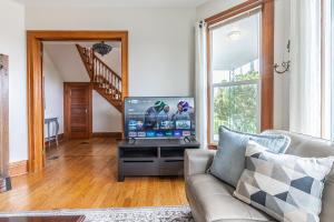 Charming Capitol Hill Craftsman