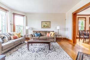 Charming Capitol Hill Craftsman