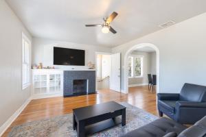 Luxurious 3 bedroom near downtown and convention center