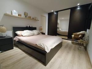 Maison - Jacuzzi Jardin Parking proche Paris & CDG