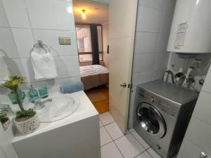 Departamento Ulises, Acogedor Departamento para 2, Metro Santa Lucía