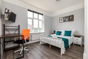 Dove Court Travel Lodge 5 - First Floor Ensuite - 阿蒙兹伯里