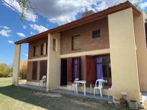 Eluney con piscina Duplexs