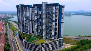 The Sunset - LBS Skylake Residence