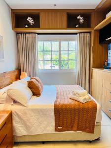 Granja Brasil - Lindo Studio - Com Piscina e Lazer - No Centro de Itaipava