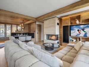 Courchevel Centre - 3 Chambres, 6 Pers., Parking, 115m² - FR-1-564-118