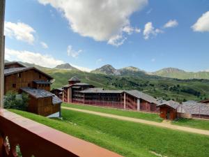 Charmant appartement pour 5 personnes avec balcon à Belle Plagne - FR-1-455-257
