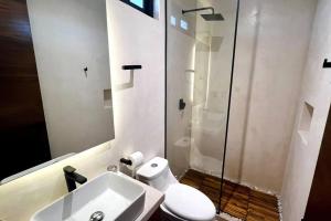 Comfy plounge pool studio