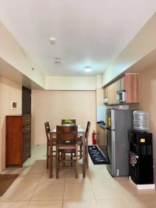 Homey Stay 1 BEDROOM, inside IT PARK