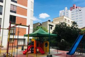 Miraflores departamento céntrico, amplio, hermosas vistas, dúplex 3 dormitorios