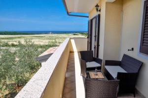 Große Ferienwohnung in Dajla mit Garten und Terrasse