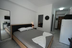 Couples Cozy Seaside Studio