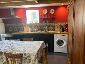 Maisons d'hotes La Bergerie : photos des chambres