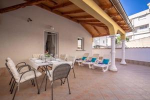 Appartement mit Terrasse und Meerblick - b57209 