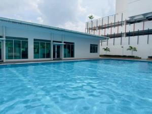 2 Room Ipoh apartment with swimming pool