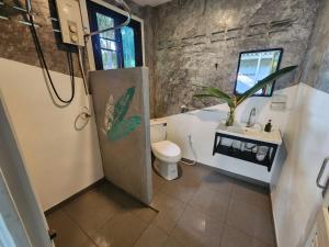 Feel home 1BR private house