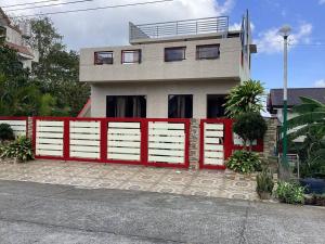 Four Bedroom Staycation House in Tagaytay
