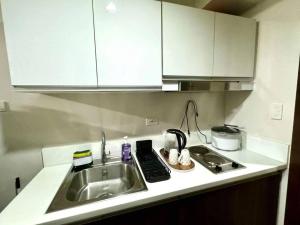 The Modern Flats at Air Residences