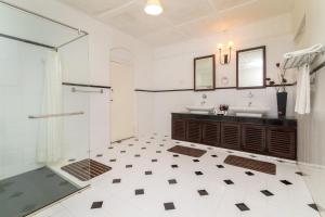 Kudaoya Bungalow by Lalan Leisure