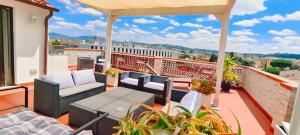 Panoramic Luxury Little Penthouse