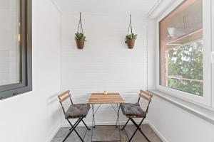 Stilvolle Wohnung im Stadtzentrum - Loggia - Kingsize Bett - Smart TV - Netflix - 60qm - 24h Check-In