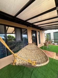 Mountain View Cabin 2