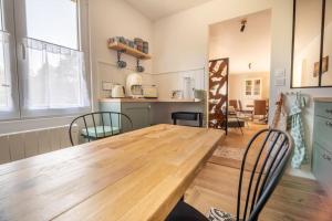 Maisons de vacances Campose, authentique maison vintage avec spa, 10p : photos des chambres