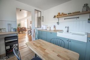 Maisons de vacances Campose, authentique maison vintage avec spa, 10p : photos des chambres