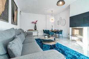 RG312 - Great 2 Bed Apt, close to Puerto Banus