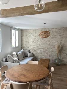 Appartements Le Garden Champ-- Duplex, jardin : photos des chambres