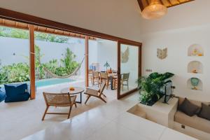 Ride to Bingin Beach, Gooseberry, Cashew Tree, 1BR Pool Villa Bingin,